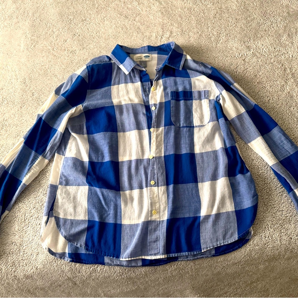 Old Navy button down shirt